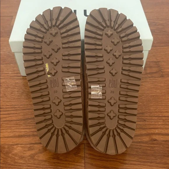 Bibi Lou Moc Contrast Tassel Flats - Picture 5 of 9